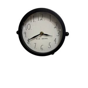 RAE DUNN ROUND Black CLOCK BATTERY OPERATED